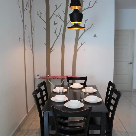Mansion One Seaview Georgetown 2Br 6 Pax Apartment Exterior foto